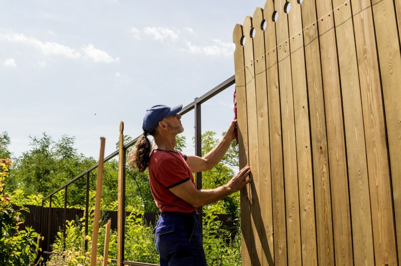 Rail Fence Replacement in Pearland, TX